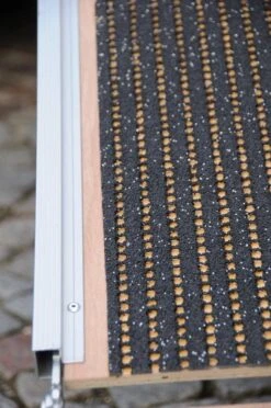 Meiko Rampe 7 Meiko Rampe -Katzen- Und Hundetagebuch meiko rampe nah 2